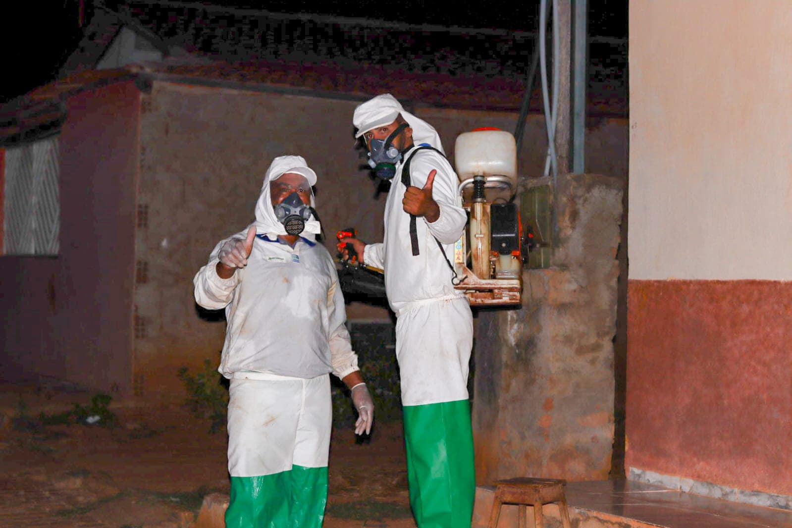 SÃO GABRIEL: Agentes de Endemias em Ação: Combate Efetivo ao Mosquito da Dengue"
